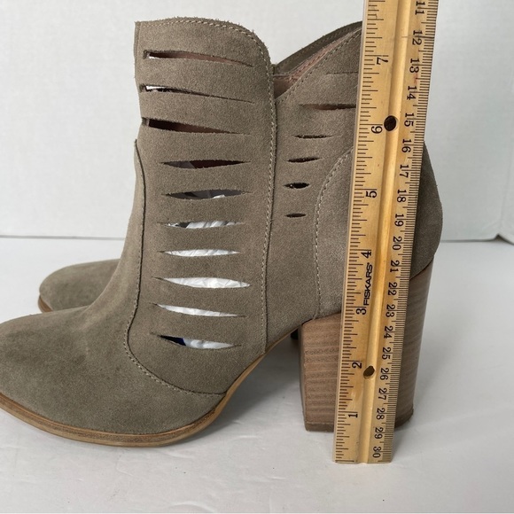 Seychelles Tan Leather Chunky Block Heel Cutout Bootie Boot Shoes Size 9 - Picture 2 of 10